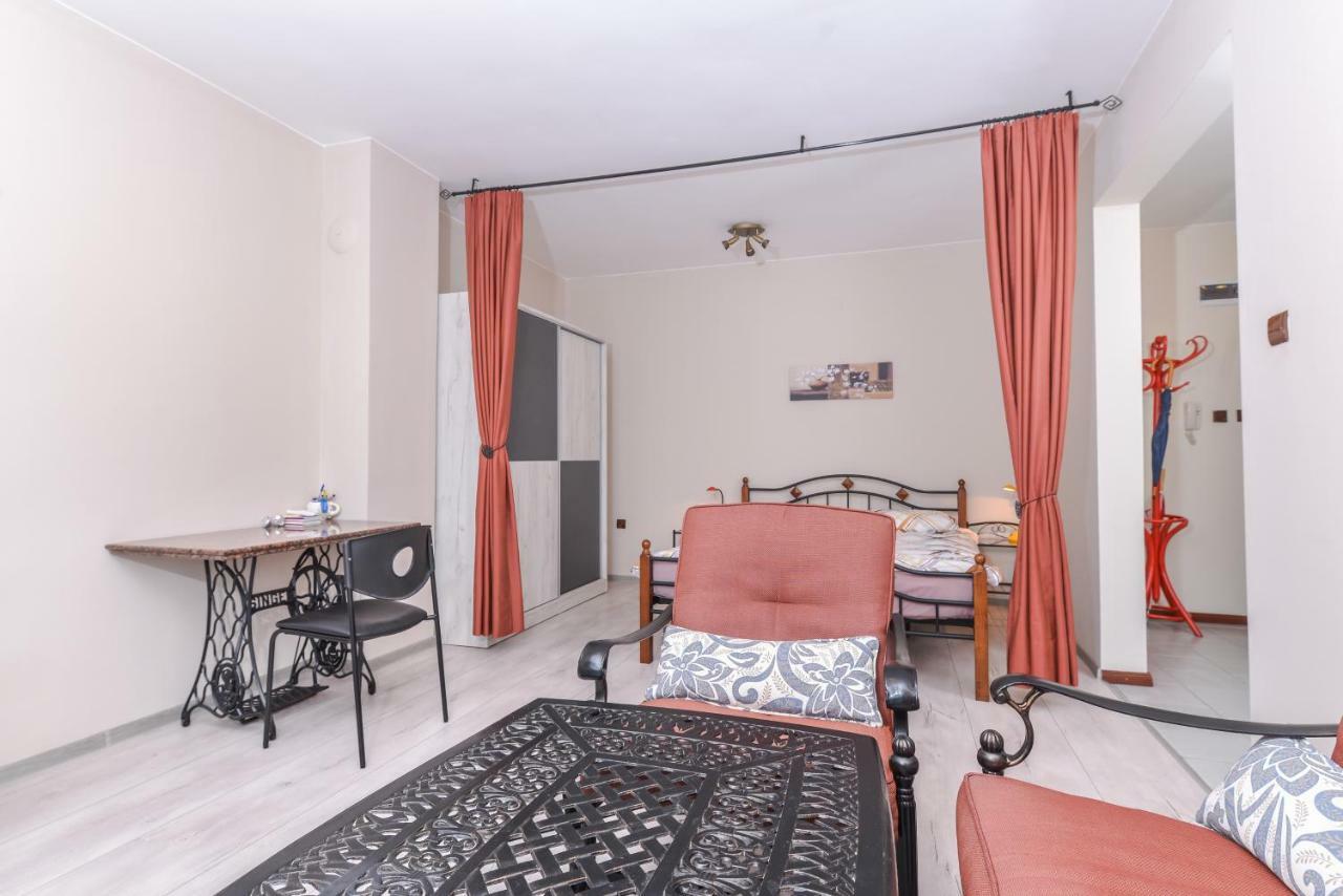 Visit Sofia Macedonia Square Central Apartment By Flat Mаnager Ngoại thất bức ảnh
